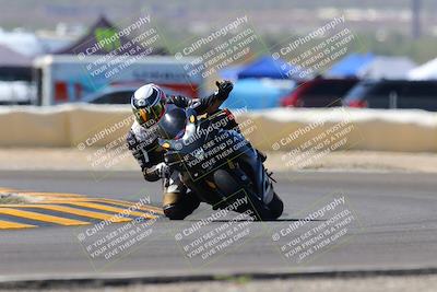 media/Oct-09-2022-SoCal Trackdays (Sun) [[95640aeeb6]]/Turn 2 (1110am)/